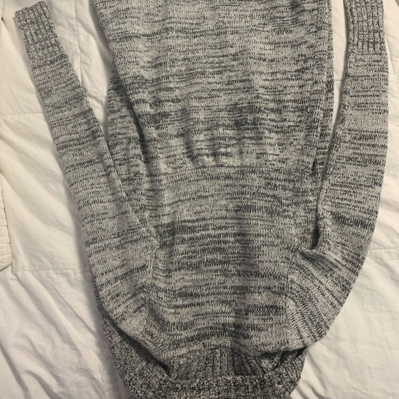 Long wrap up sweater - Picture 4 of 4
